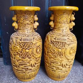 王炳监制手绘高浮雕龙双耳瓶