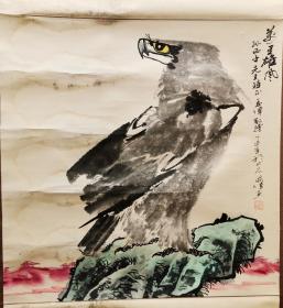 深圳市时代书画院副院长,深圳市美术家协会会员孟伟 绘雄鹰图    “万里雄风 孙雨平先生雅正 孟伟敬赠 丁丑年于北京 国伟画” 
画芯67×67厘米  【已装裱】