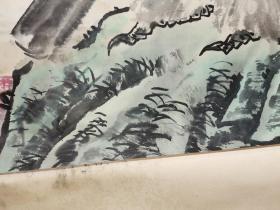 深圳市时代书画院副院长,深圳市美术家协会会员孟伟 绘雄鹰图    “万里雄风 孙雨平先生雅正 孟伟敬赠 丁丑年于北京 国伟画” 
画芯67×67厘米  【已装裱】