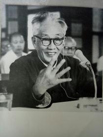 当代著名音乐家、教育家贺绿汀(1903-1999) 90诞辰庆祝会2页