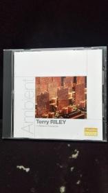 实验音乐家TERRY RILEY  AMBIENT 碟片有很轻微很轻微的使用痕迹，有一边侧边没了（看图五），
2003年奥地利版CD，IFPI 94W4