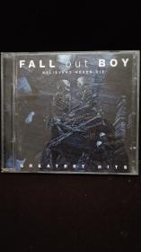 FALL OUT BOY  BELIEVERS NEVER DIE 精选CD+DVD，
2009年美国首版，碟片接近全新，歌词本有打孔。