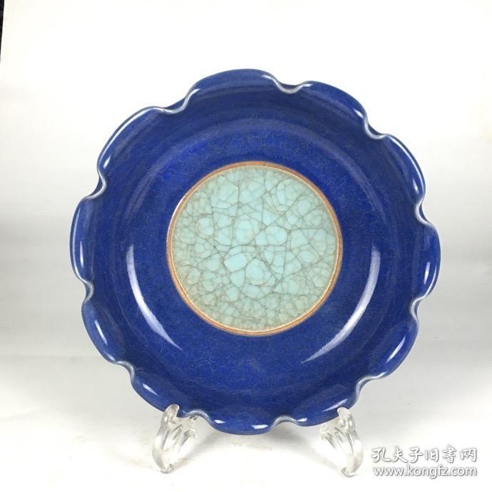 宋官窑冰裂纹荷口水洗