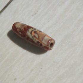 小南红玛瑙珠，，一枚，0.7×2.6cm，