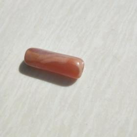 小南红玛瑙珠，一枚，，，，0.7×2.6cm