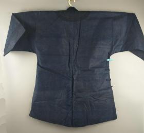 蓝色夹花边粗布上衣