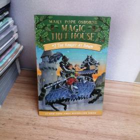 The Knight at Dawn (Magic Tree House #2)  神奇树屋系列2：黎明骑士 英文原版