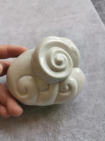 白瓷陶瓷蜗牛摆件陶瓷器