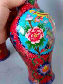 大明成化年制珐琅彩嵌金丝花卉喜上眉梢图赏瓶