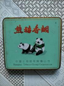 熊猫香烟铁烟盒