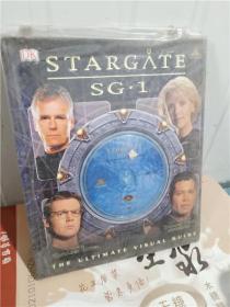 实物拍照；DK  Stargate Sg-1: The Essential Scripts
