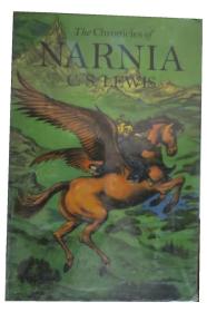 The Chronicles of Narnia Full-Color Box Set (Books 1 to 7) 纳尼亚全集套装(原画插图彩色版，全7册)