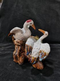 创汇时期出口瓷石湾双鹤烟灰缸工艺品摆件，全品完整，釉色漂亮无瑕疵。