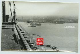 1970年代上海百老汇大厦之上向东眺望浦东老照片，50年前浦东几乎没有高楼。17.3X11.2厘米