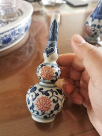 景德镇瓷14—小葫芦瓶一个