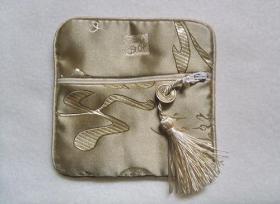 民族风丝绣刺绣女式 钱包 饰品包 零钱包 丝绸女包（长11.5厘米， 宽11.5厘米）