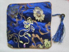 民族风丝绣刺绣女式 钱包 饰品包 零钱包 丝绸女包  （长11.5厘米，宽11.5厘米）