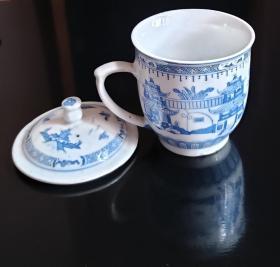 上世纪五十年代青花瓷茶杯一只☆天都Made in China