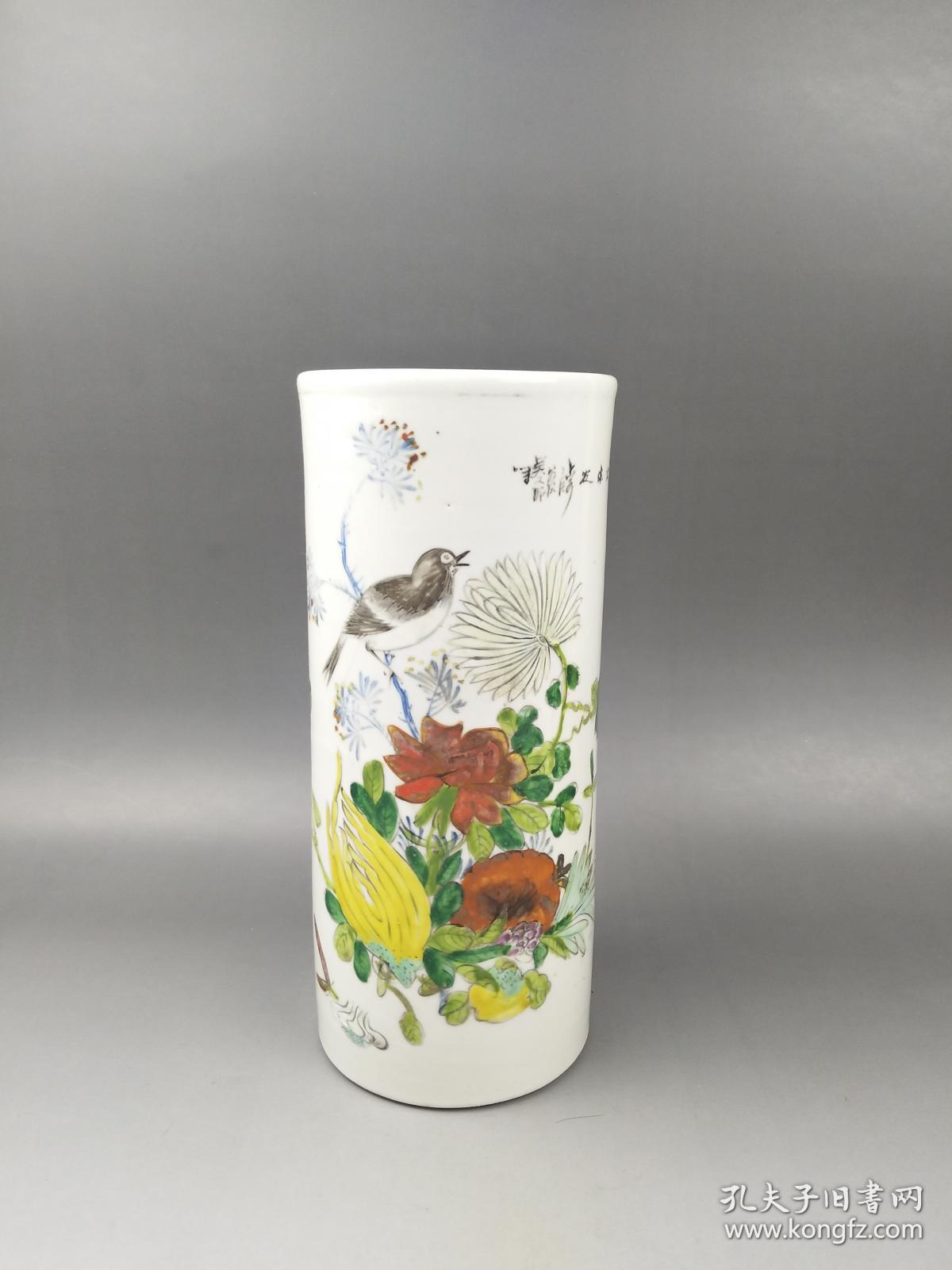 吴义盛作"枝上求友"粉彩花鸟帽筒单只