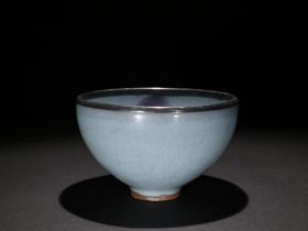 旧藏：钧窑天紫蓝釉碗