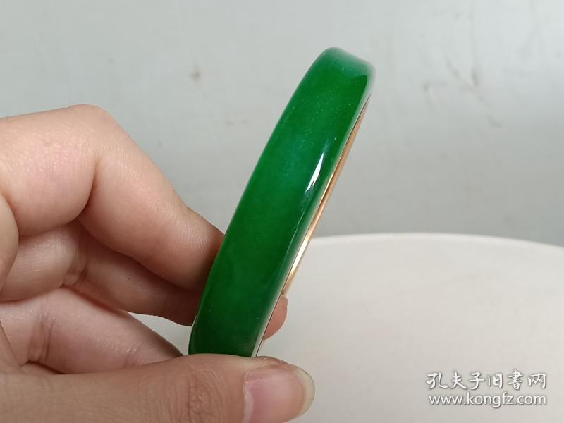 清代传世钳金镶嵌满绿翡翠冰种手镯1