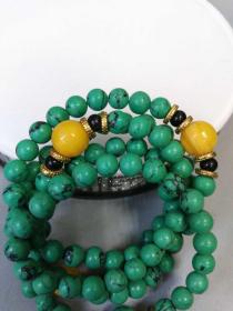 清代传世少见的老绿松石链串珠 . . .