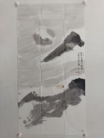 保真，画家陈志龙创作的一幅《逍遥游》国画，笔墨空灵飘逸，画中人物闲适逍遥，超脱尘世，令人向往！