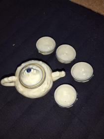早期纯手工白瓷茶壶带四杯