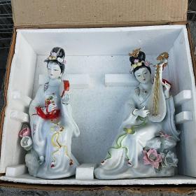 中国工艺瓷仕女瓷塑摆件