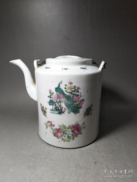 沈永生作粉彩花鸟印花茶壶
