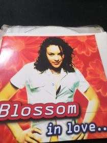 blossom in love CD（有歌词画册）