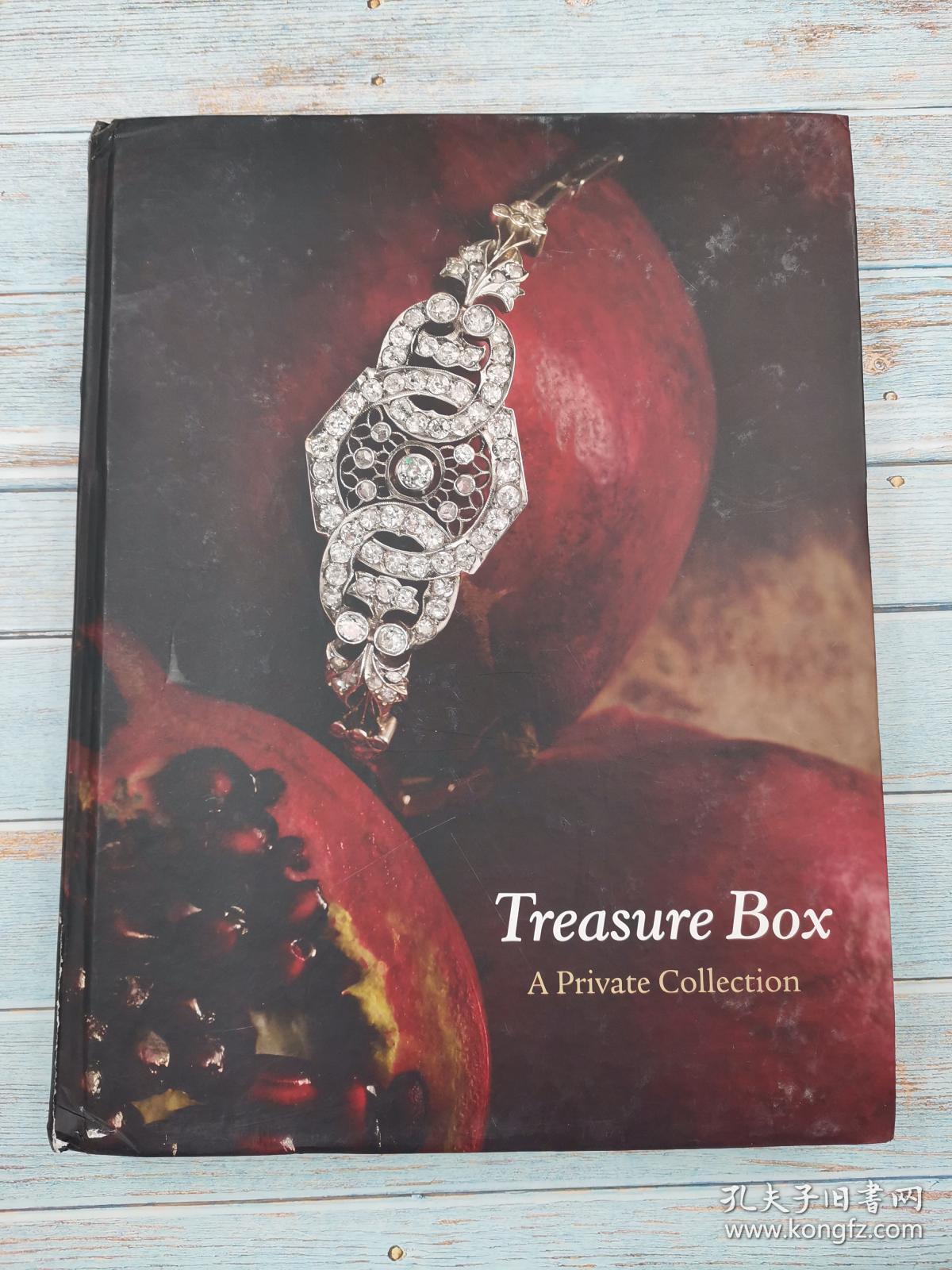 Treasure Box: A Private Collection 正版现货 烫金边
