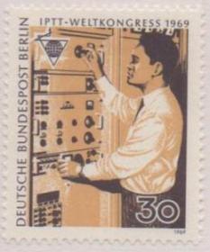 德国邮票C，1969年通讯，长话台技术人员仪器调试