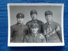 怀旧收藏经典黑白老照片1974年在北京的峥嵘岁月【难忘的战友情】