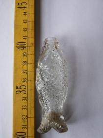 老旧白玻璃鱼形瓶，不知道是不是药瓶