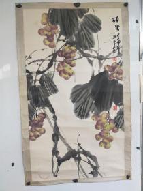 山东著名画家 鲁海平，中国美术家协会会员，临沂画院画师 旧裱 尺寸85x43厘米 鲁海平，1968年出生，擅长中国画，山东省美术家协会会员，临沂市政协委员，临沂画院画师。