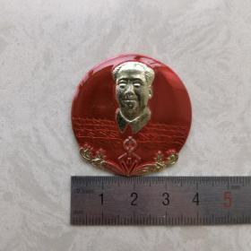 红色纪念收藏**时期毛主席像章胸针徽章包老物件4291