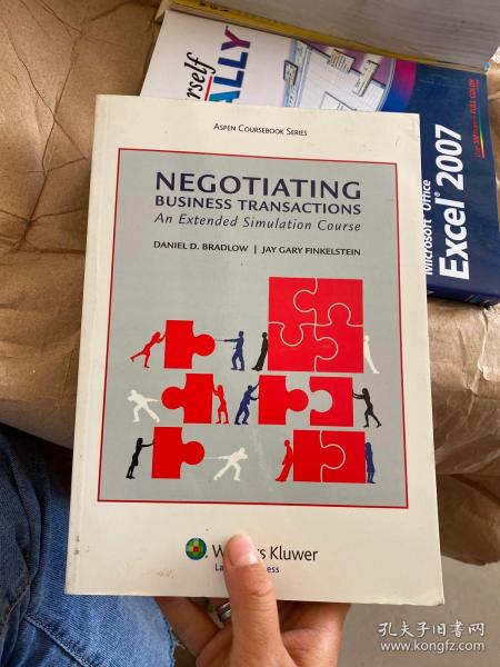 Negotiating Business Transactions: An Extended Simulation Course[商业交易谈判：一个拓展的模拟课程]