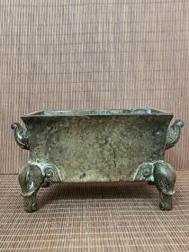 古董  古玩收藏   铜器  铜香炉  象耳铜炉  尺寸长宽高:17/10/8厘米，重量:3.32斤