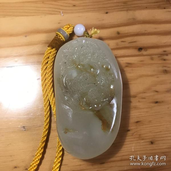 天然白水晶.精工浮雕云龙纹（龙腾盛世）—手把件。