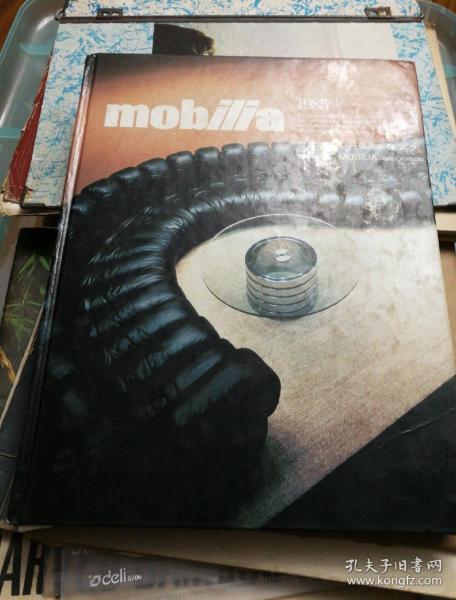 （建2柜五001）周北溪藏书：《mobilia1985世界家具》