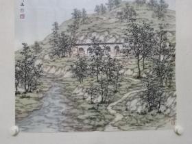 保真书画，刘晓岭精美山水画一幅，尺寸68×69cm。刘晓岭，河北衡水学院美术学院院长，中国美协会员，中央美院访问学者，民革衡水市委副主委。