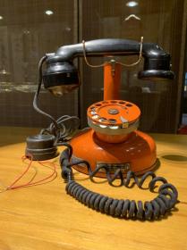 法国古董红色 电话机