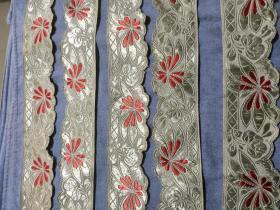 晚清民国刺绣衣服花边。300/5