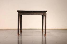 清中期，硬木做工，方桌方台，可做茶桌。长99,宽99,高85。