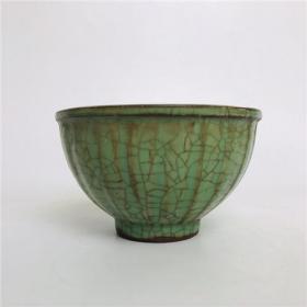 龙泉官瓷碗G  9X14cm