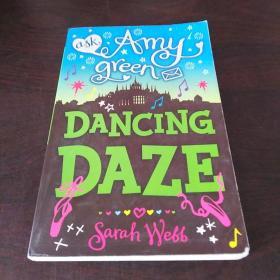 Ask Amy Green: Dancing Daze（英文原版）。