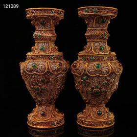 尼​泊尔​收藏银纯​手工打​造掐​丝镶嵌​宝石鎏​金花​瓶一对  ​   ​一对重1155​克​   ​高23厘米  ​宽10厘米