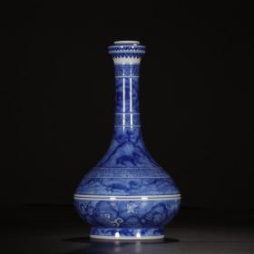 大清康熙年制款 青花龙纹海水长颈瓶