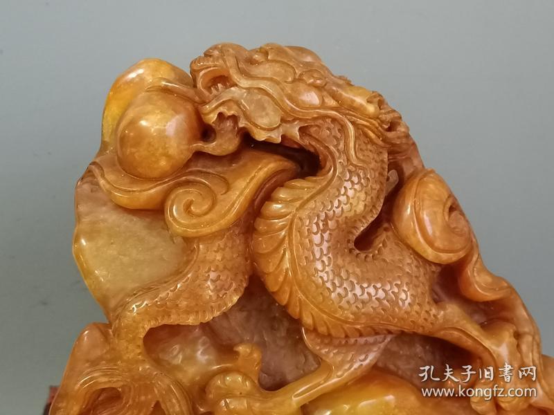 点击查看原图 乡下收的清代雕工不错的田黄石龙摆件